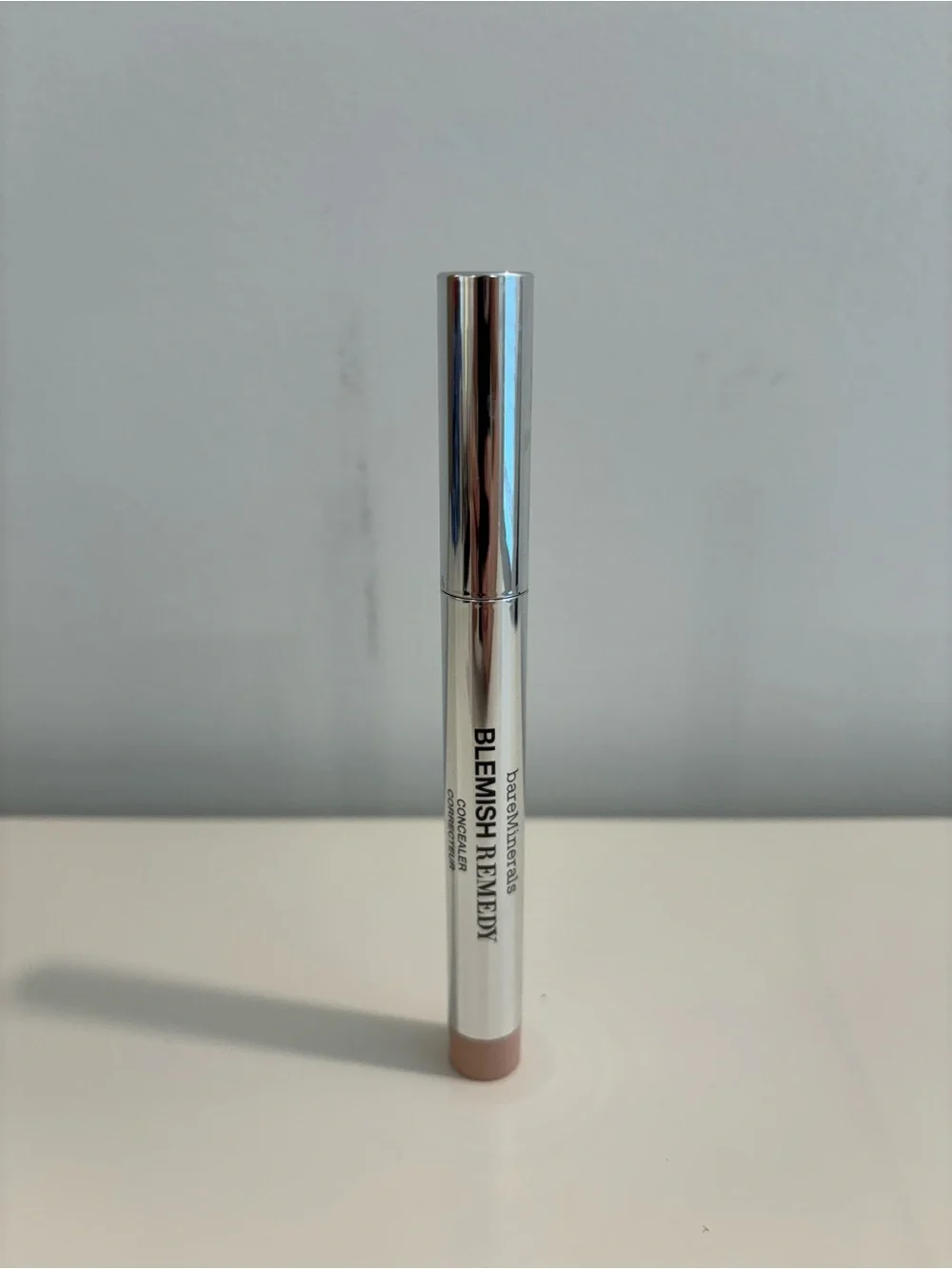 NWOT bareMinerals Blemish Remedy Concealer Stick - Light